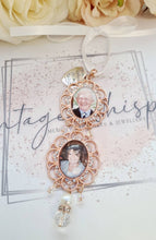 Load image into Gallery viewer, Rose Gold Double Bouquet Charm