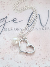 Load image into Gallery viewer, Bridesmaid Silver Plated Heart Charm Bracelet with Coloured Glass Pearl Drop
