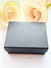 Load image into Gallery viewer, Personalised Wedding Guest Lace Edge Cuff Links in Gift Box