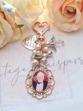 Load image into Gallery viewer, Rose Gold Lace Edge Rhinestone Single Photo Bouquet Charm With Beaded Cluster