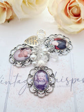 Load image into Gallery viewer, Lace Edge Rhinestone Triple Bouquet Charm with Beaded Cluster
